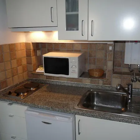 Algarve Cozy For 4 * Albufeira